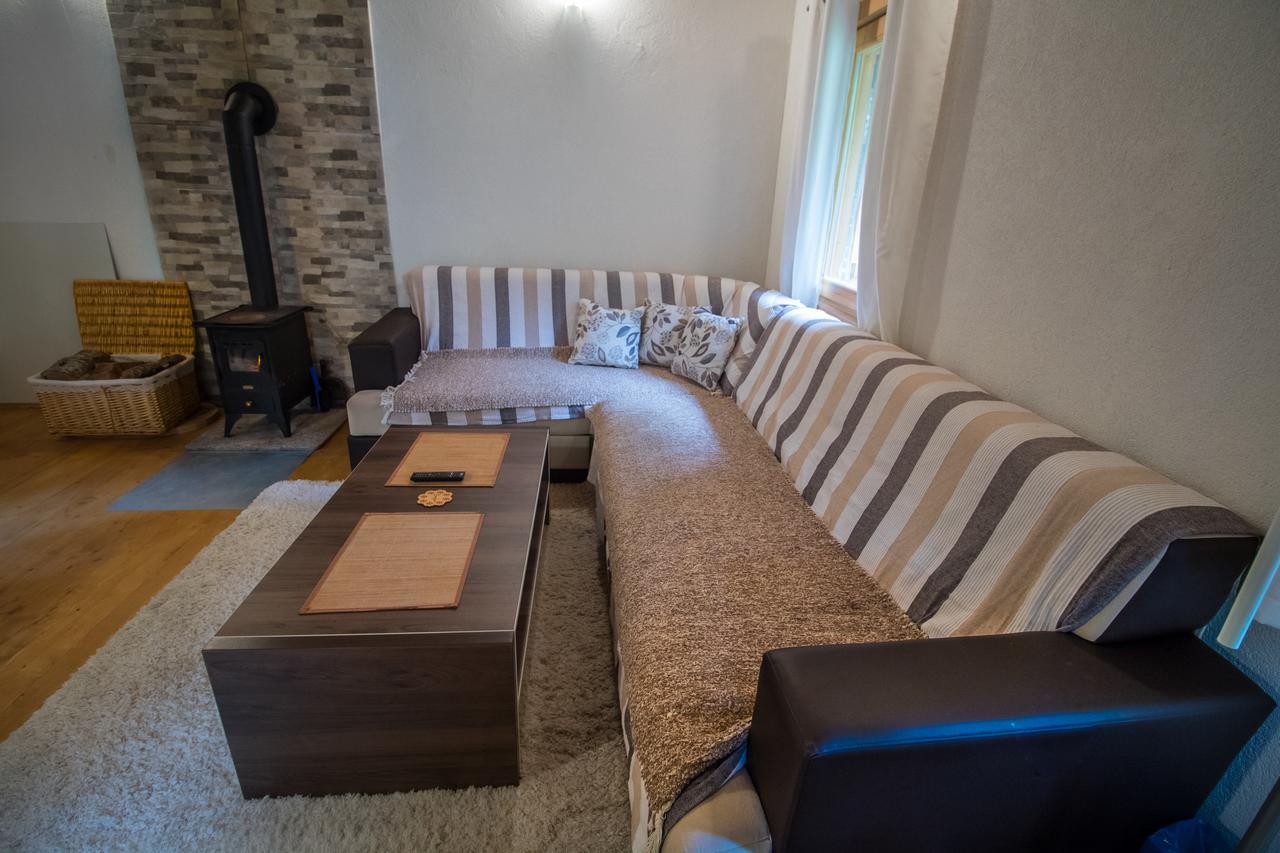 Cabin House Hidden Nest Mostar Bagian luar foto